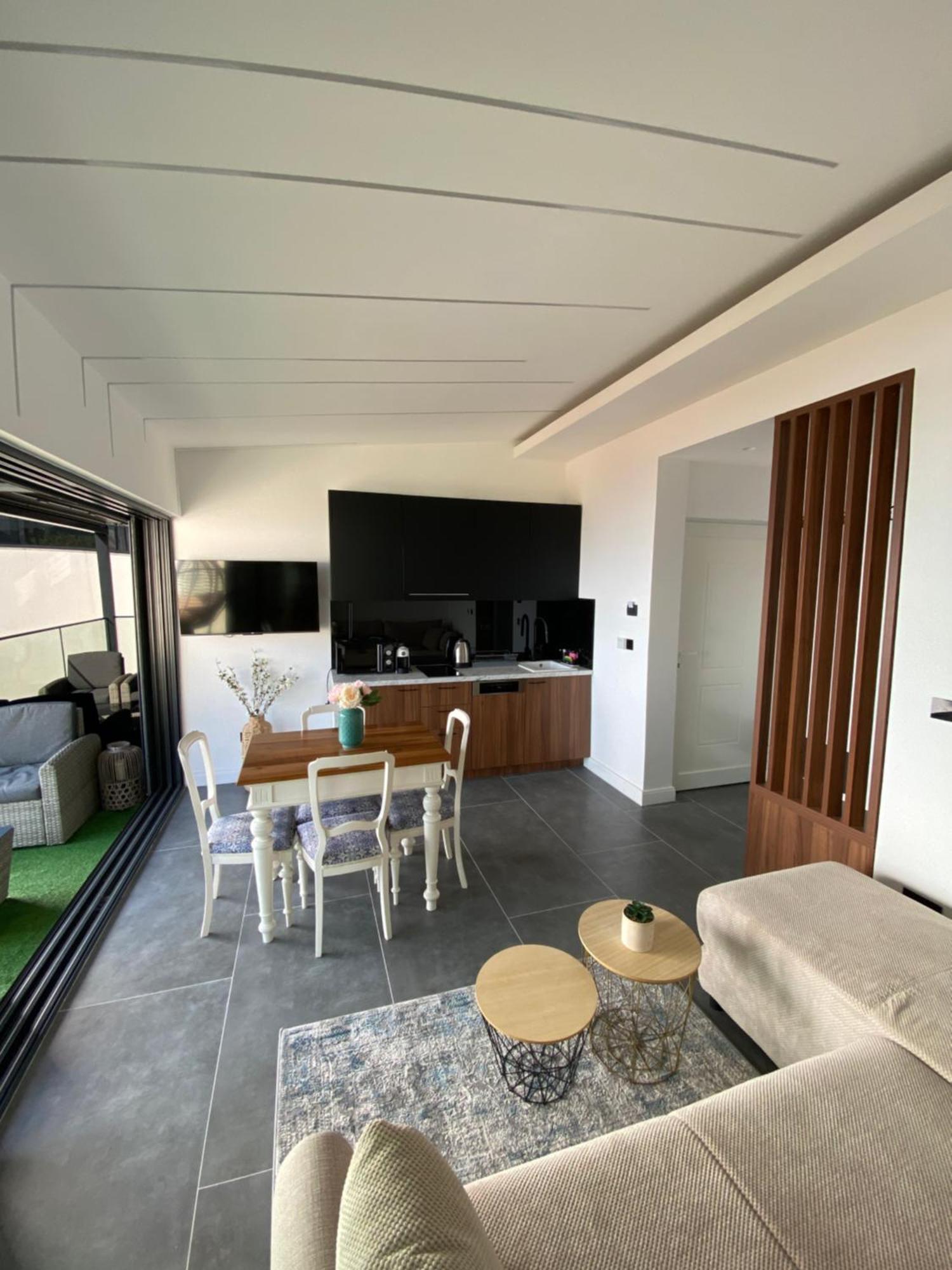 Apartments Dzaleta Свети-Стефан Экстерьер фото