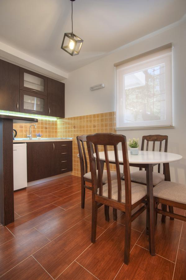 Apartments Dzaleta Свети-Стефан Экстерьер фото